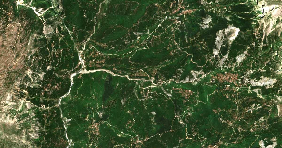 Satellitenkarte von Sgára