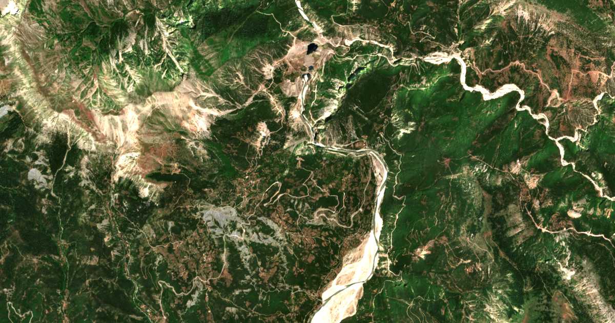 Satellitenkarte von Aidoniá