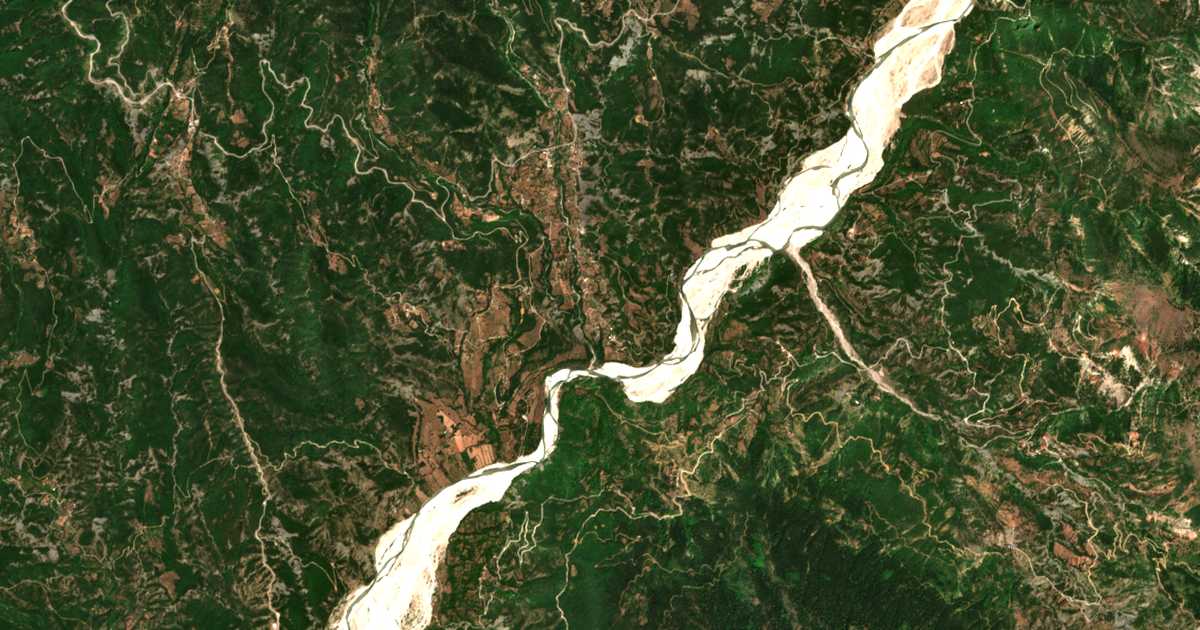 Satellitenkarte von Dílofo