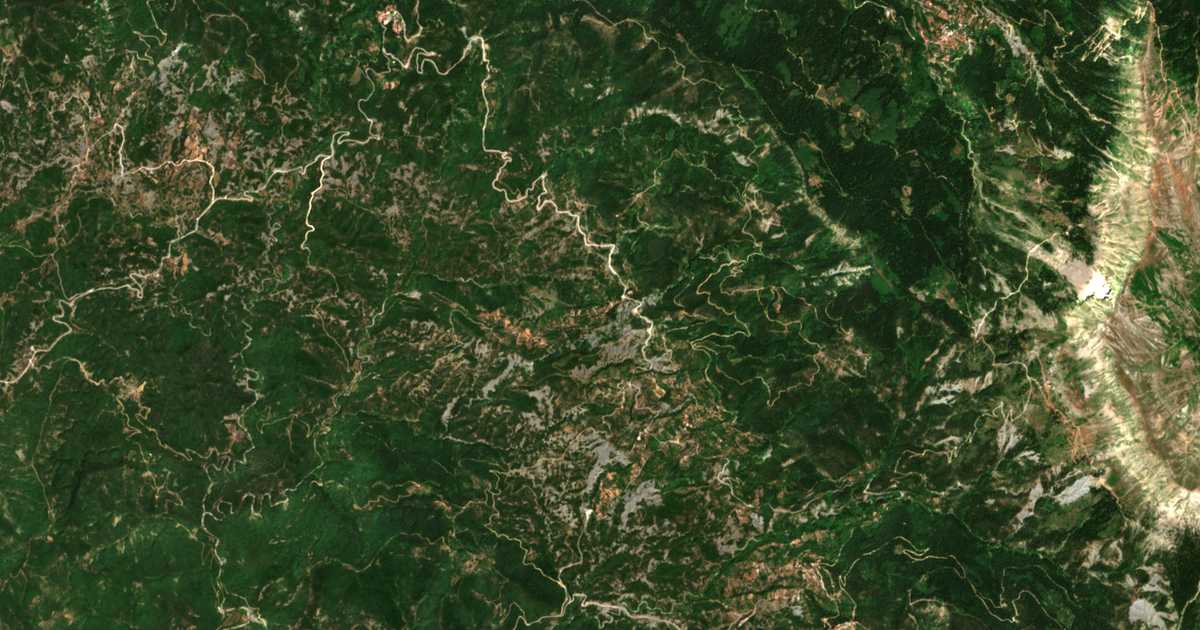 Satellitenkarte von Fráxon