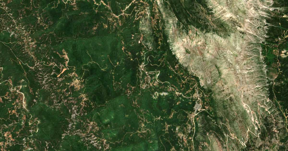 Satellitenkarte von Velentzikón