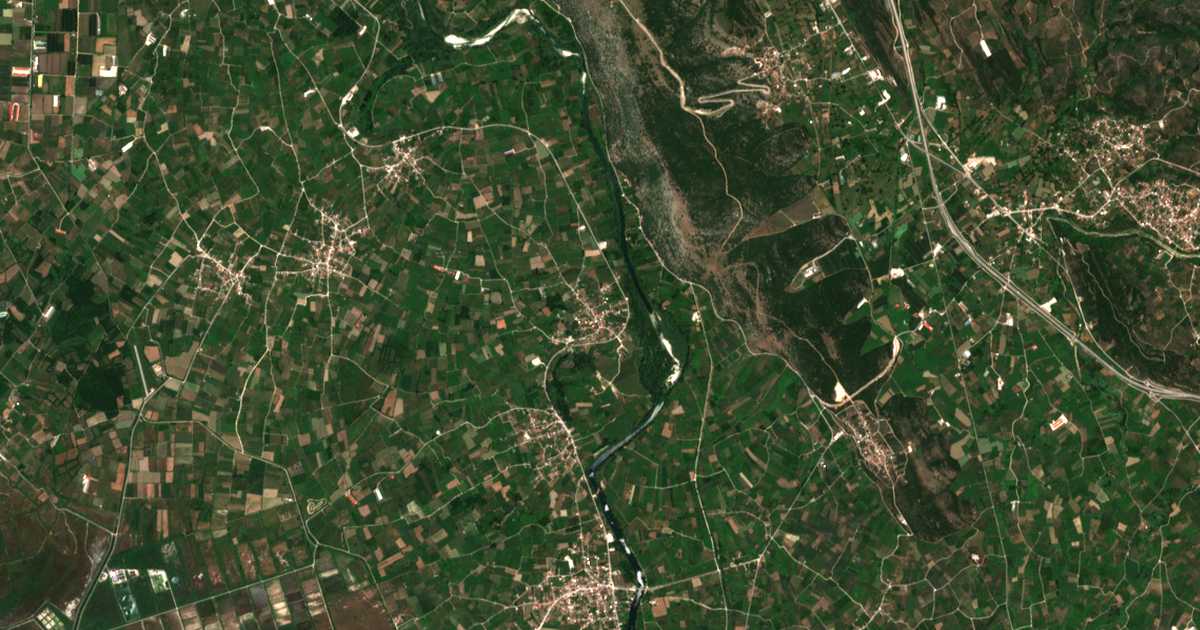Satellitenkarte von Akropotamiá