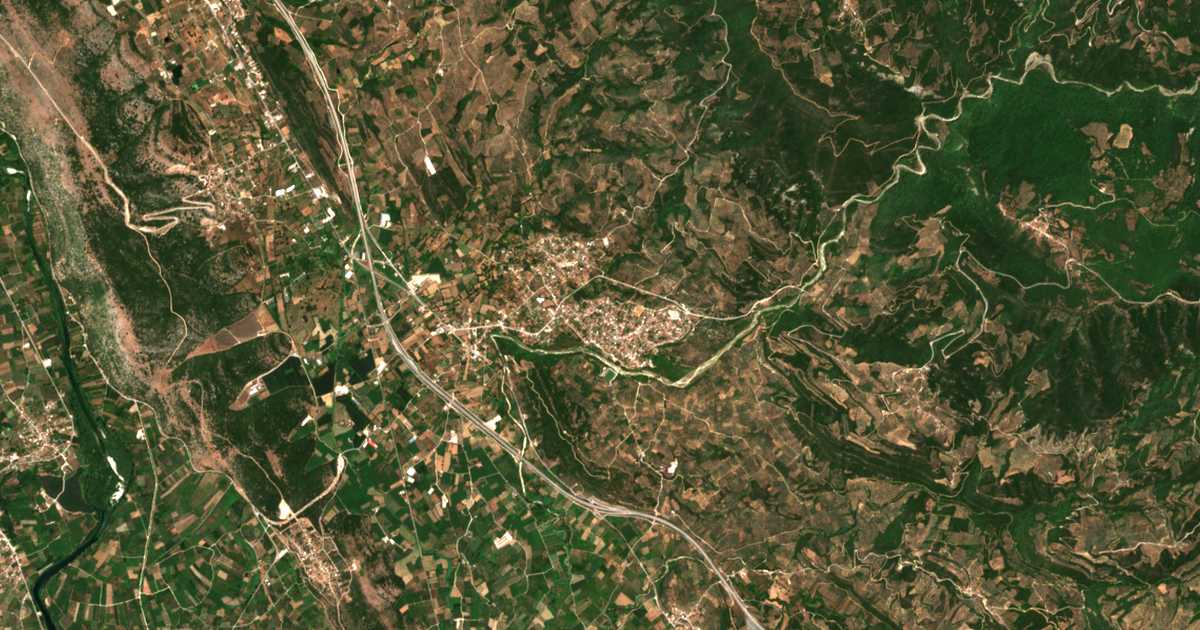 Satellitenkarte von Kompótion