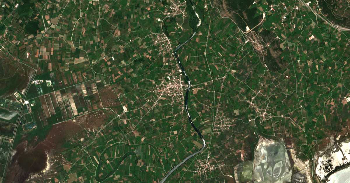 Satellitenkarte von Neochórion