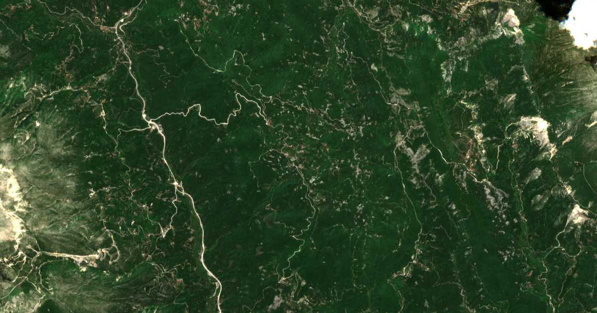 Satellitenkarte von Ágios Andréas