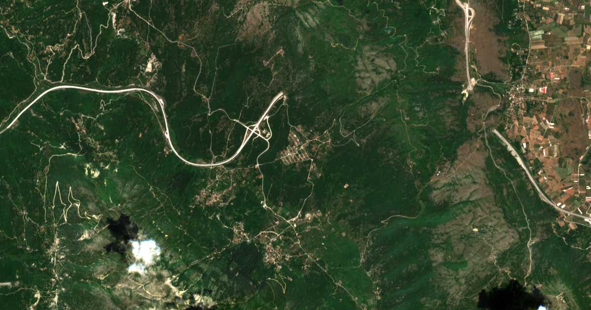 Satellitenkarte von Dodonoúpoli