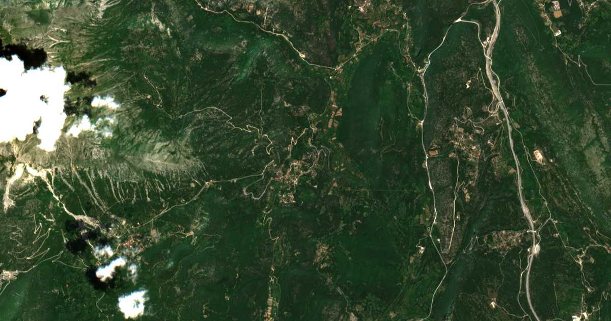 Satellitenkarte von Kopáni