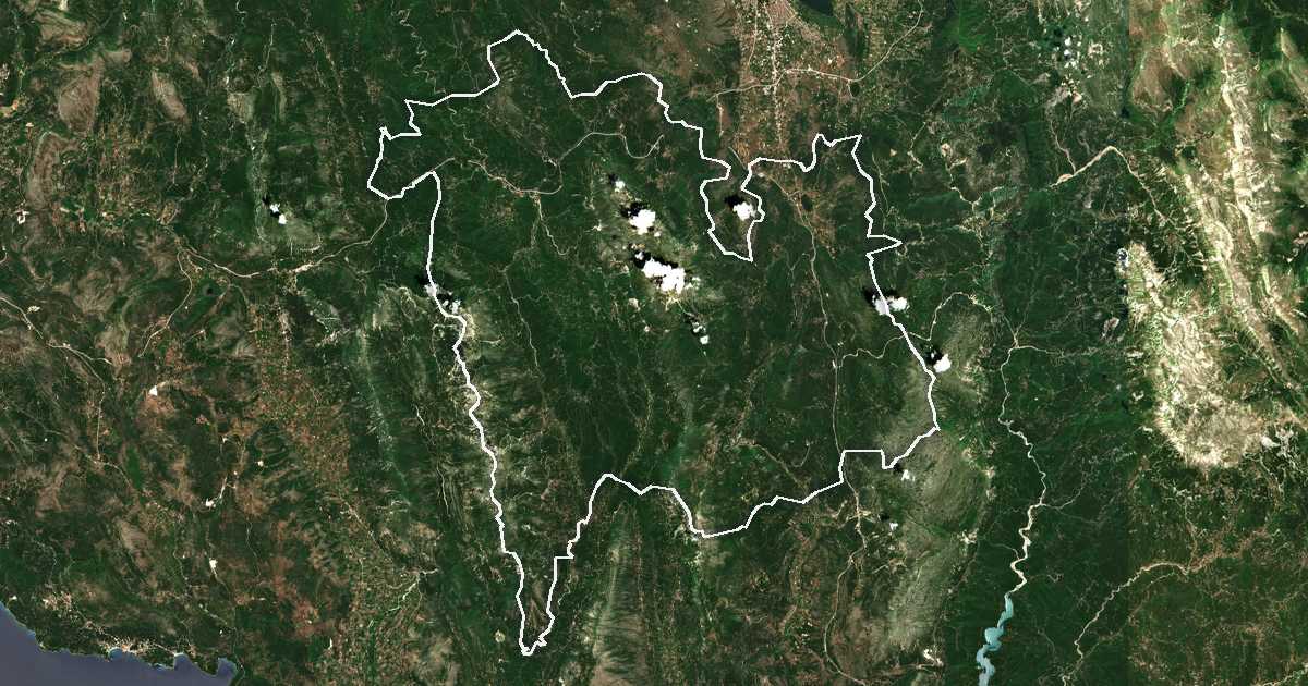 Satellitenbild mit eingezeichneter Grenze: Dímos Dodónis