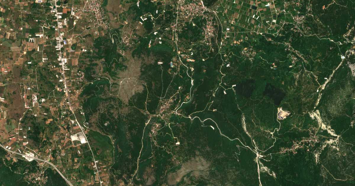 Satellitenkarte von Taxiárchis