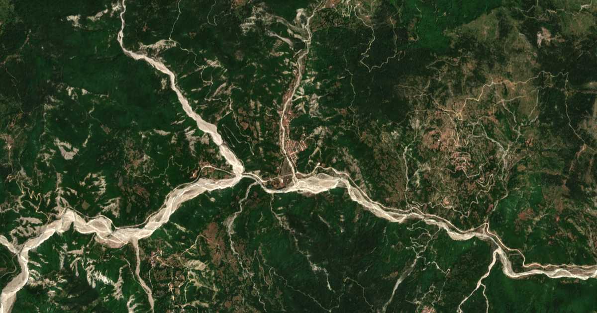 Satellitenkarte von Kefalochóri