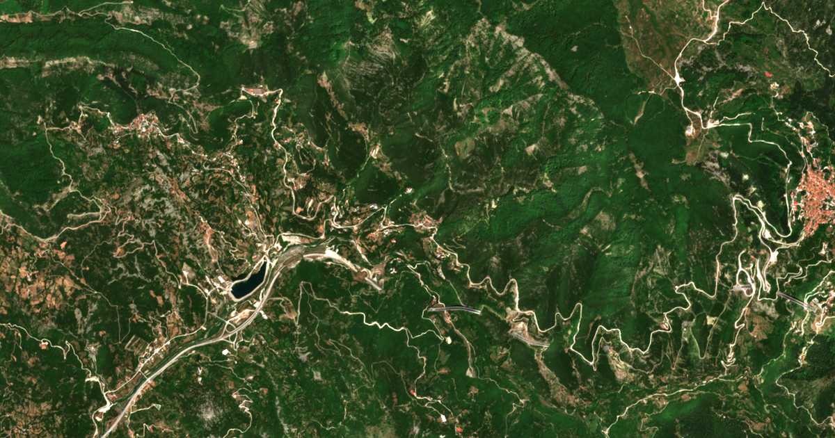 Satellitenkarte von Votonósion