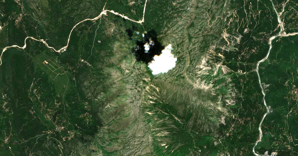 Satellitenkarte von Ágios Geórgios