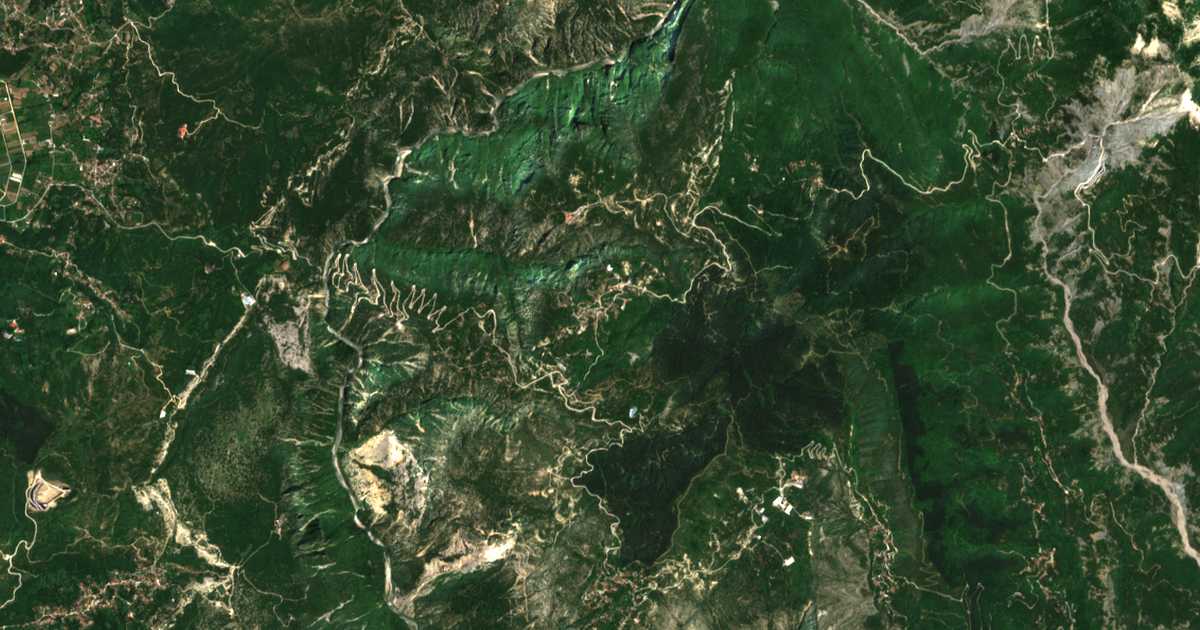 Satellitenkarte von Petrovoúnion
