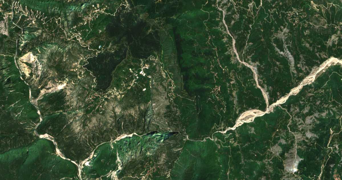 Satellitenkarte von Vaptistís