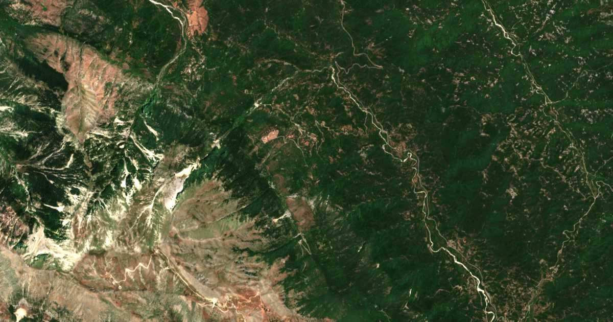 Satellitenkarte von Agía Marína