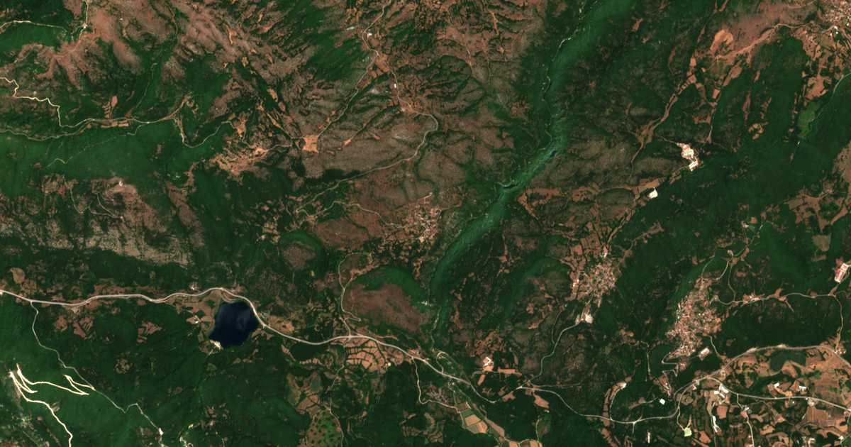Satellitenkarte von Zaravína