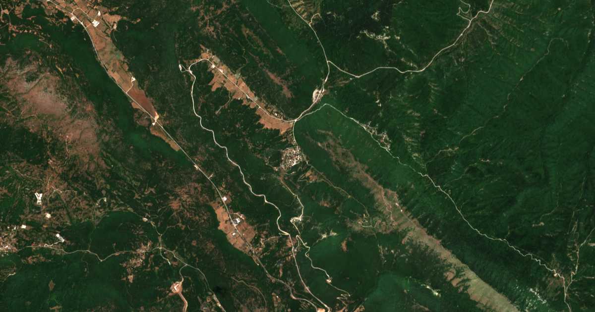 Satellitenkarte von Aspraggeli