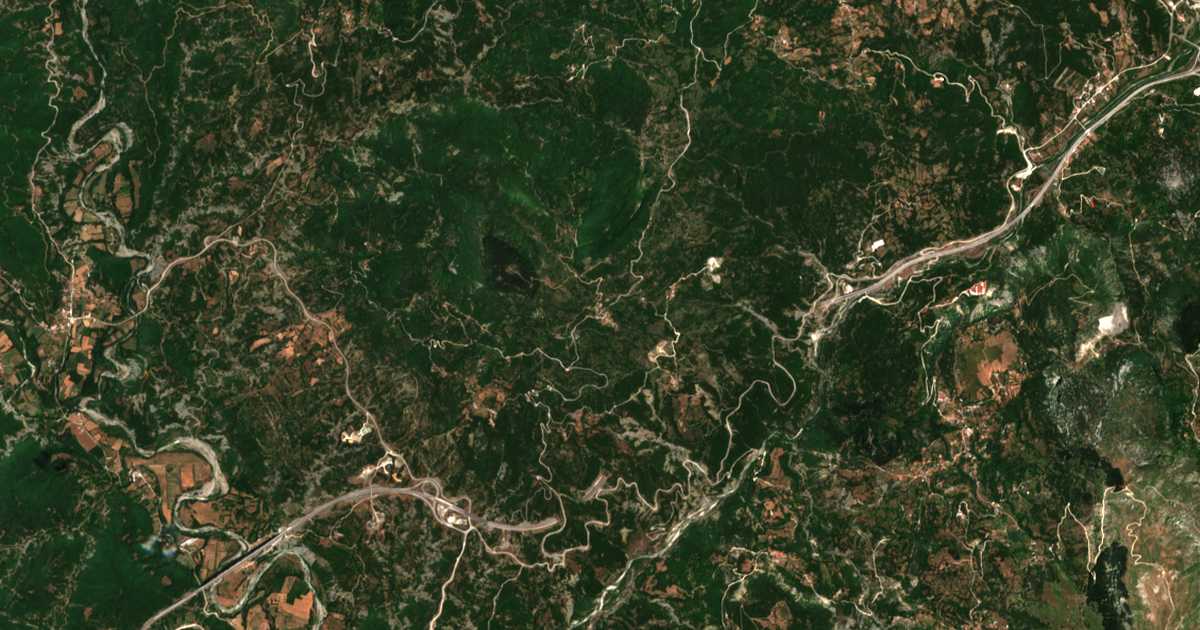 Satellitenkarte von Demátion