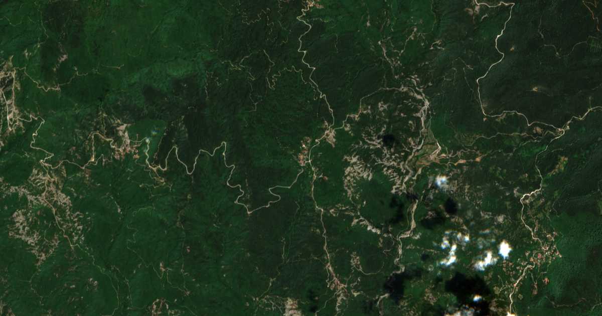 Satellitenkarte von Dolianí