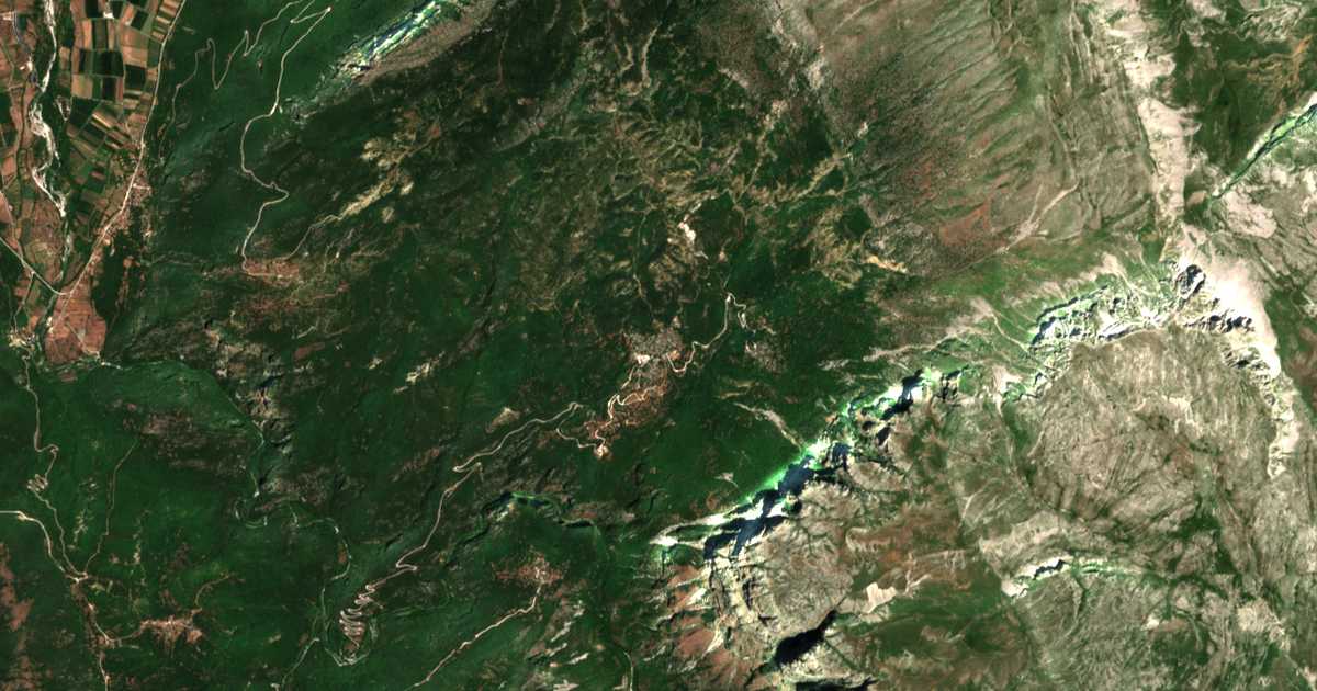 Satellitenkarte von Papingo