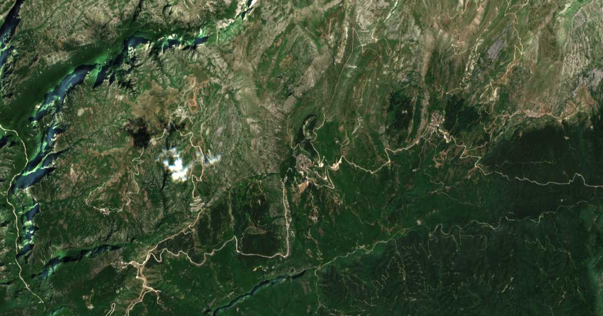 Satellitenkarte von Tsepélovon