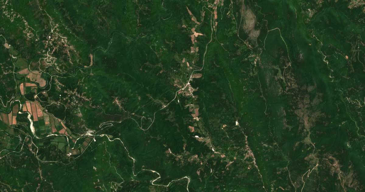 Satellitenkarte von Voutsarás