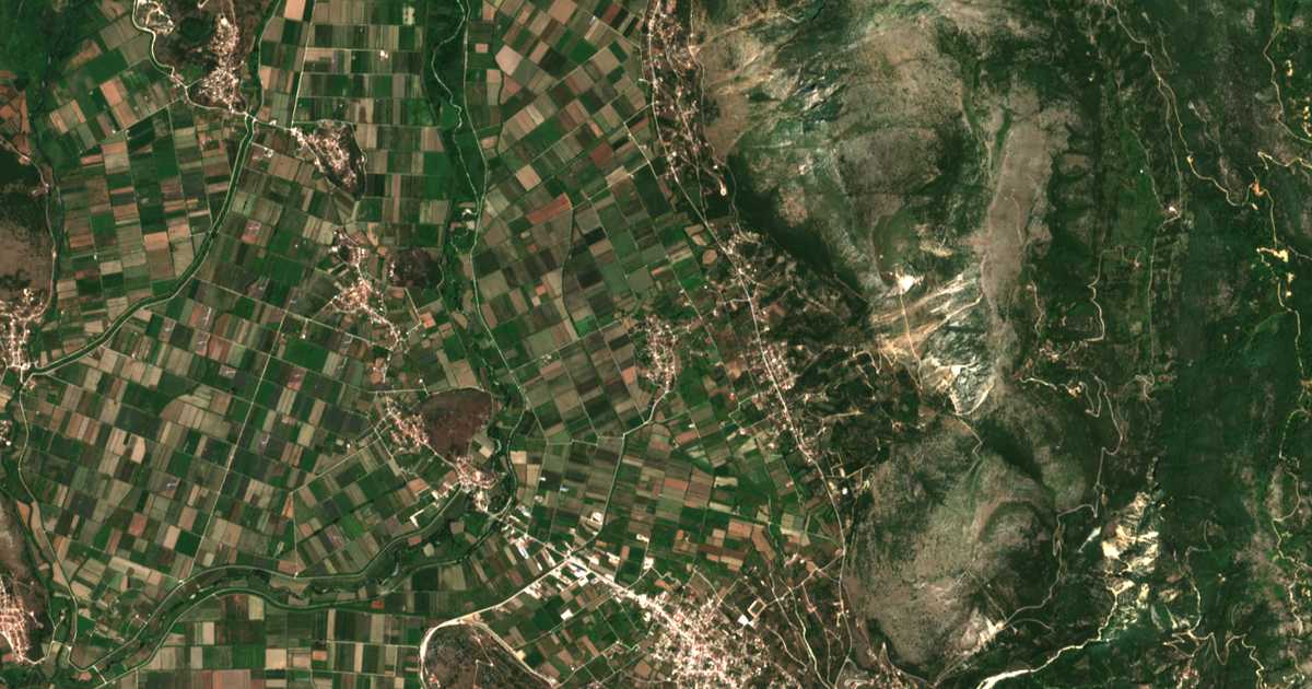 Satellitenkarte von Acherousía