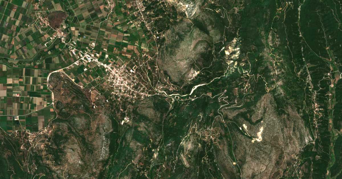 Satellitenkarte von Skepastón
