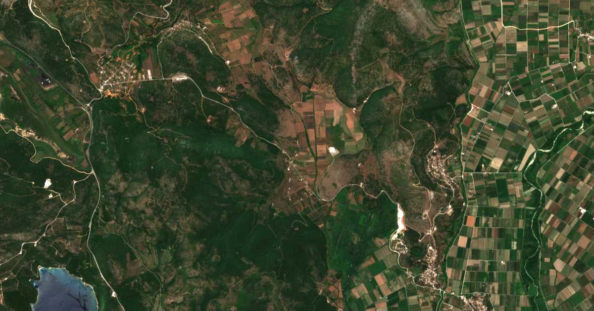 Satellitenkarte von Tzára