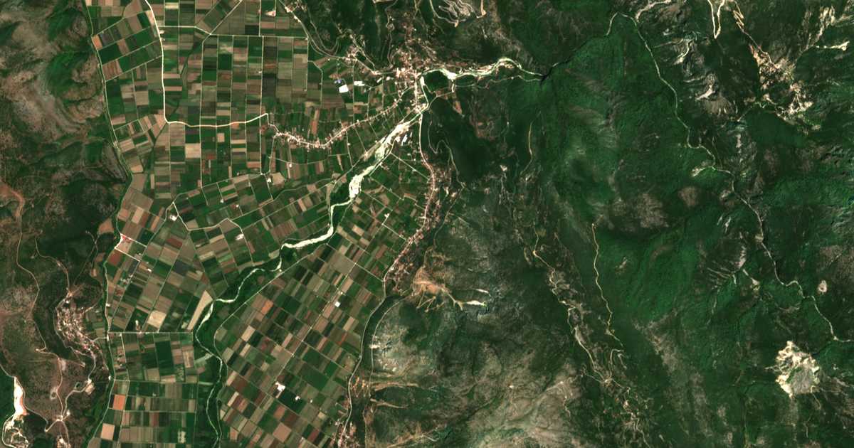 Satellitenkarte von Vouvopótamos