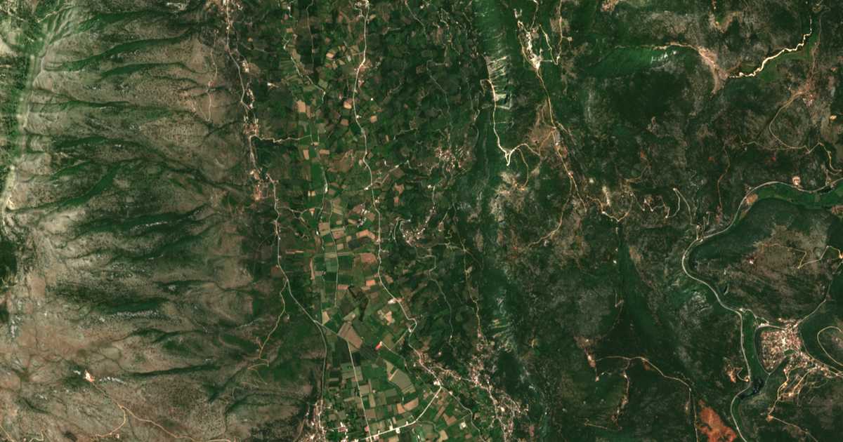 Satellitenkarte von Galatás