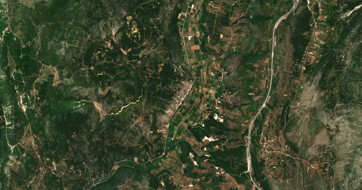 Satellitenkarte von Kerasona