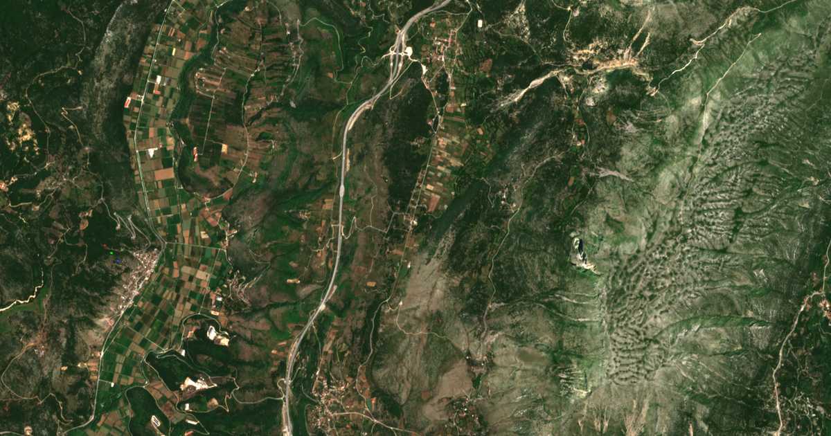Satellitenkarte von Xirókampos