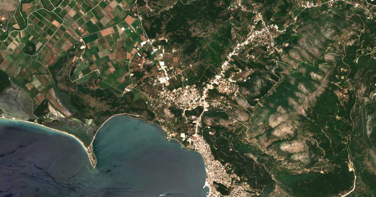 Satellitenkarte von Néa Seléfkeia
