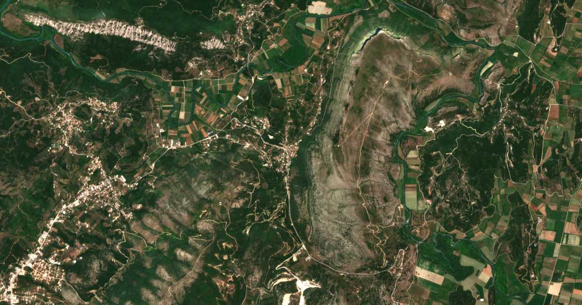 Satellitenkarte von Parapotamos