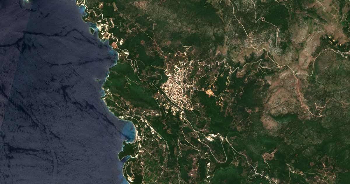Satellitenkarte von Perdika