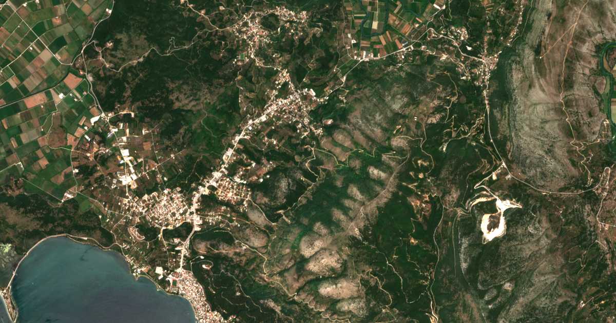 Satellitenkarte von Pigádi