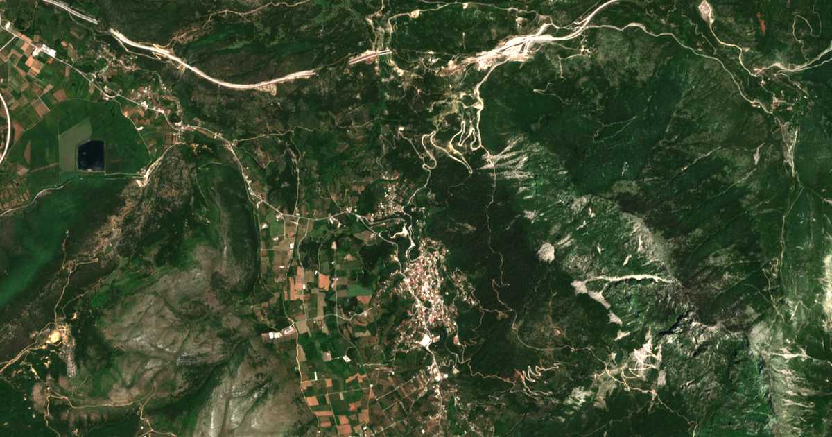 Satellitenkarte von Ágios Donátos