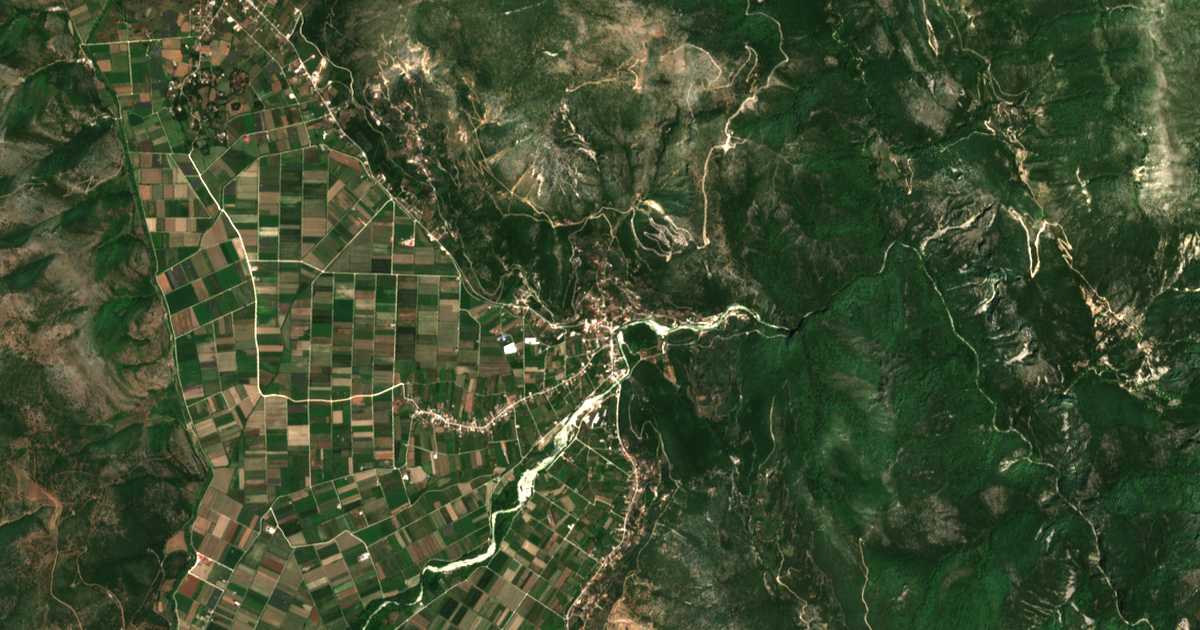 Satellitenkarte von Glykí
