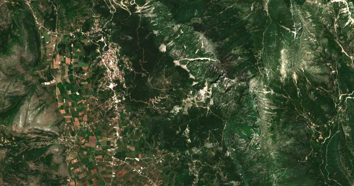 Satellitenkarte von Kariótion