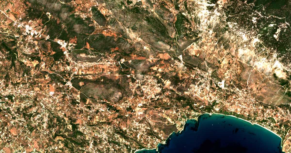 Satellitenkarte von Karavádos