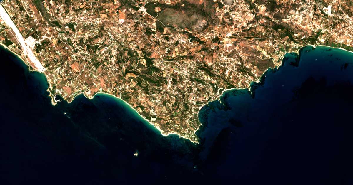 Satellitenkarte von Kleísmata