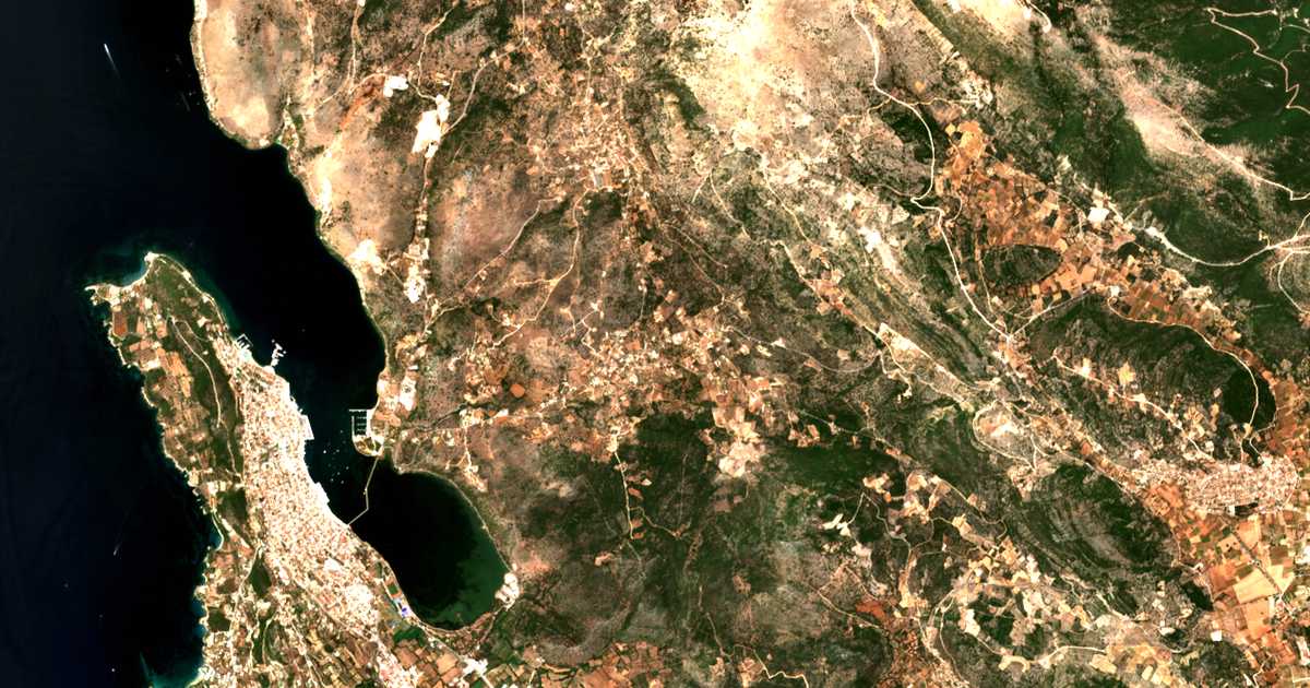 Satellitenkarte von Razáta
