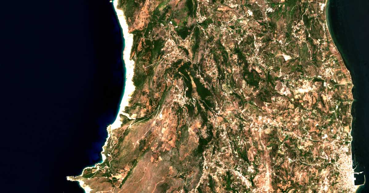 Satellitenkarte von Kaminaráta