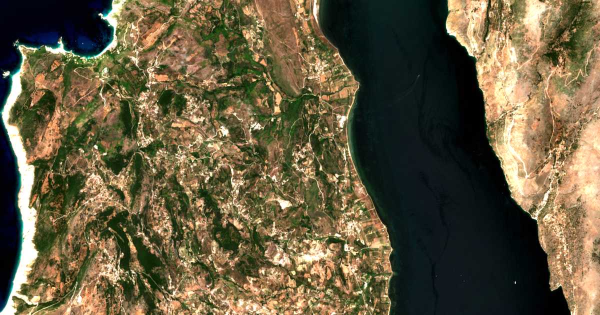 Satellitenkarte von Kouvaláta