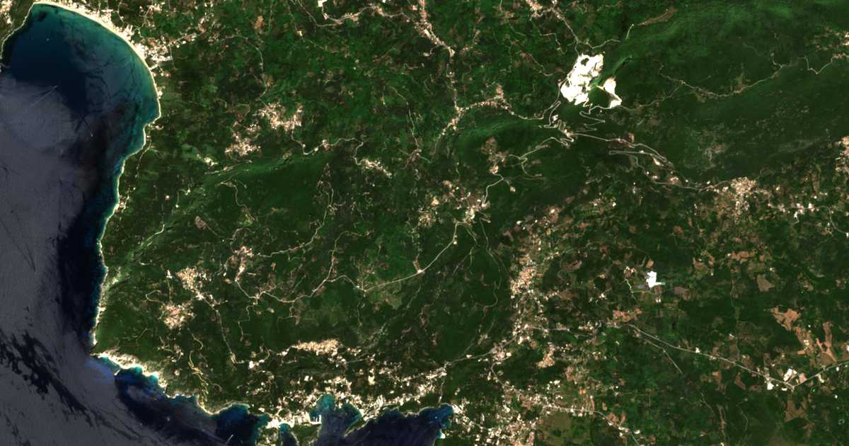 Satellitenkarte von Agía Ánna
