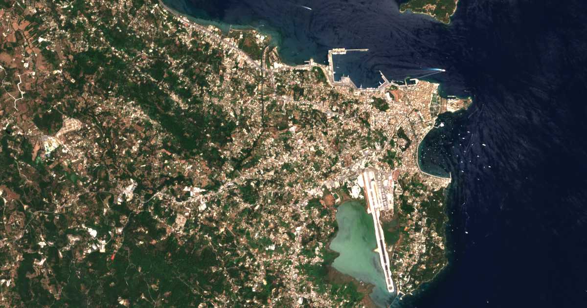 Satellitenkarte von Alepoú