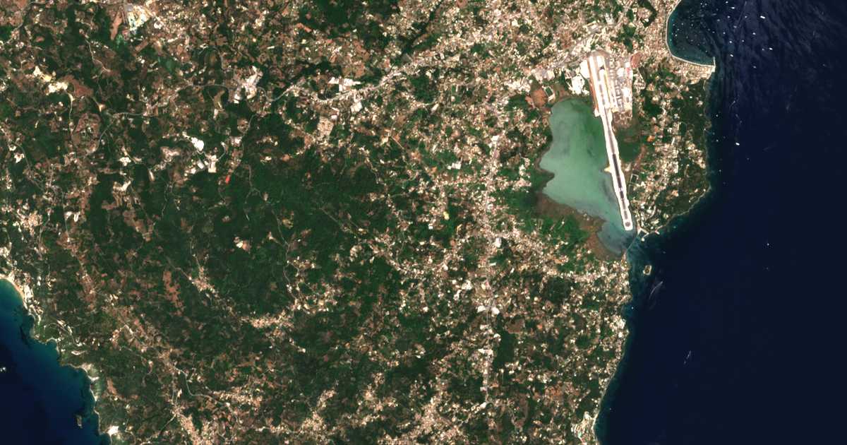 Satellitenkarte von Kastanéa