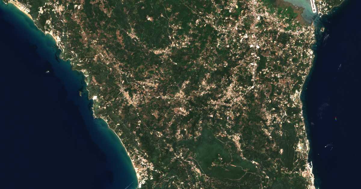 Satellitenkarte von Kastellánoi