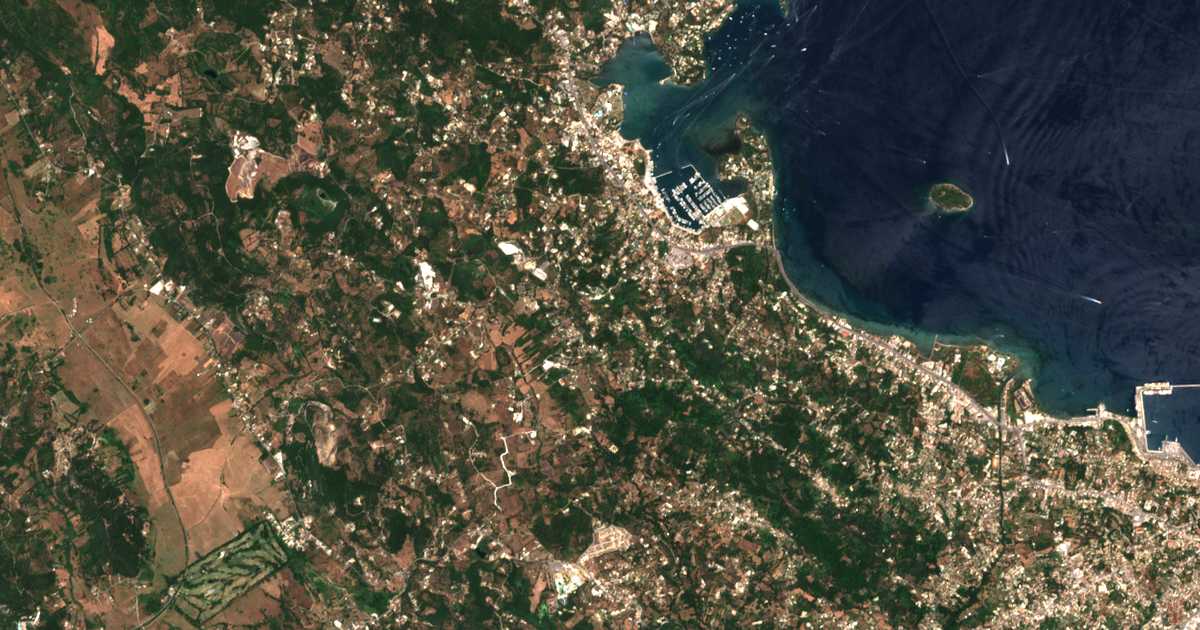 Satellitenkarte von Kyrá Chrysikoú